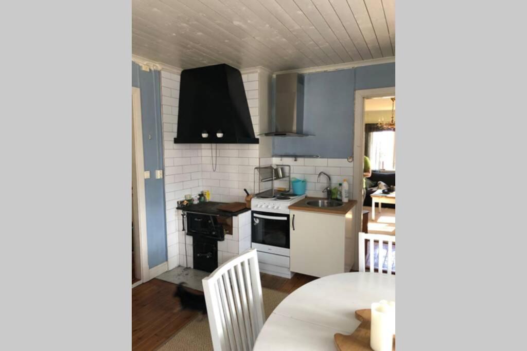 Egen Villa Pa Islandshastgard Riddarhyttan Exteriér fotografie